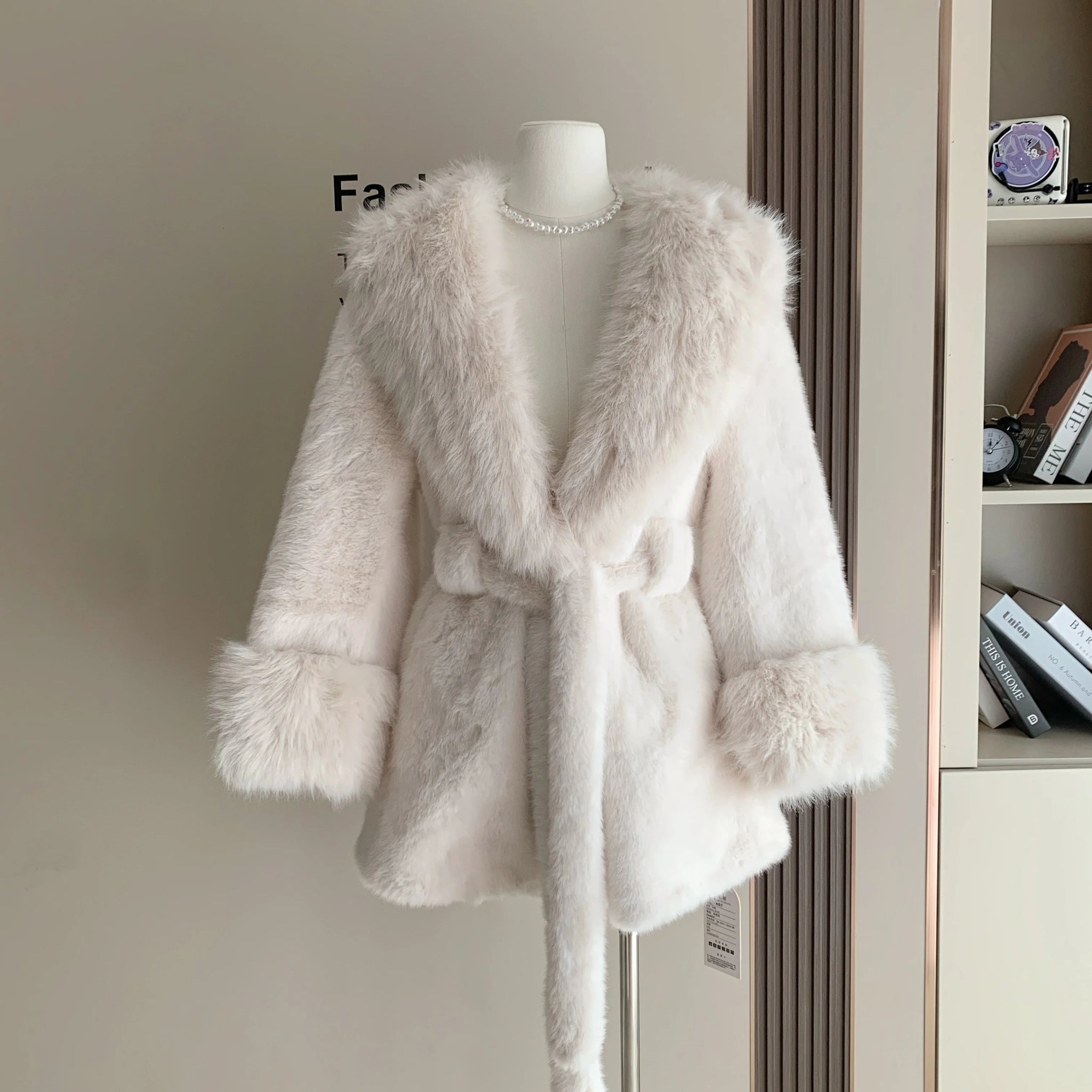 SOERA Jessa Faux Fur Trim Coat - Coats & Jackets - Black M