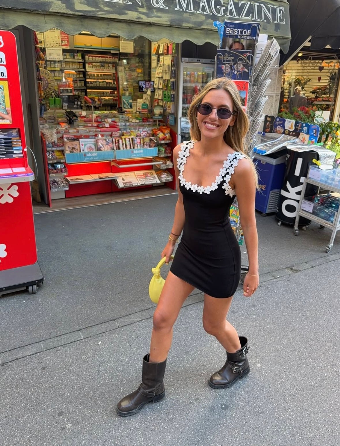 SOERA Faith Floral Sleeveless Mini Dress - Dresses - Black L