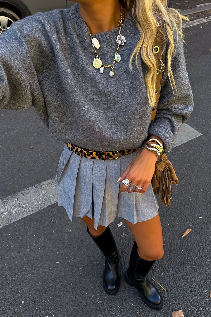 Angela Gerippter Strickpullover