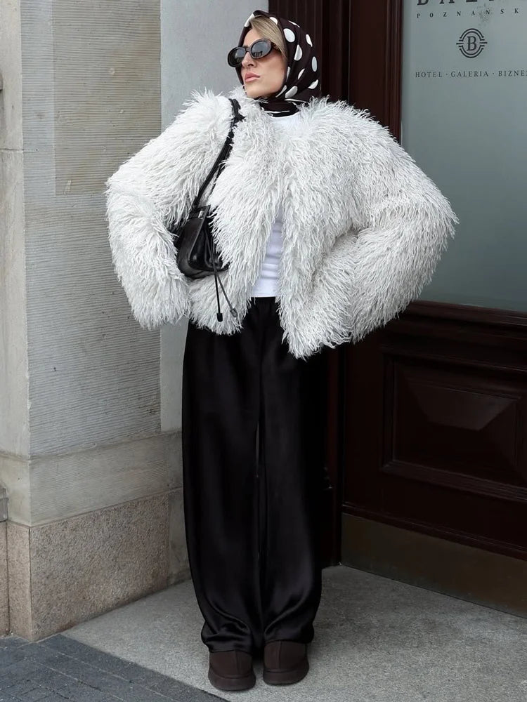 Fluffy Faux Fox Fur Women's Jacket - Stylish Winter Coat for Women 1