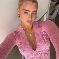 Lerna top in pizzo scollo a V