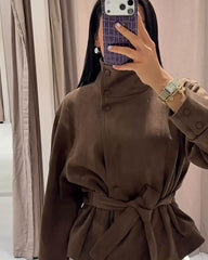 Amanda Trenchcoat aus Kunstvelours mit Trichterkragen