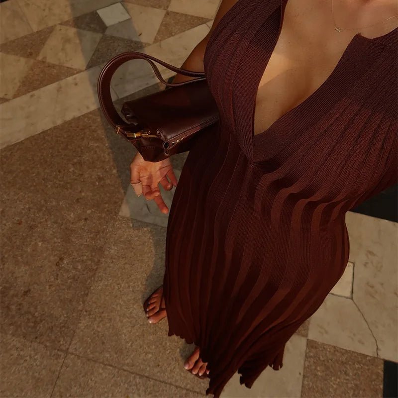 SOERA Lise Sleeveless Knitted Pleated Maxi Dress - Dress -  Brown M
