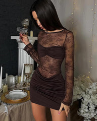 Angela Rückenfreies Spitzen-Minikleid