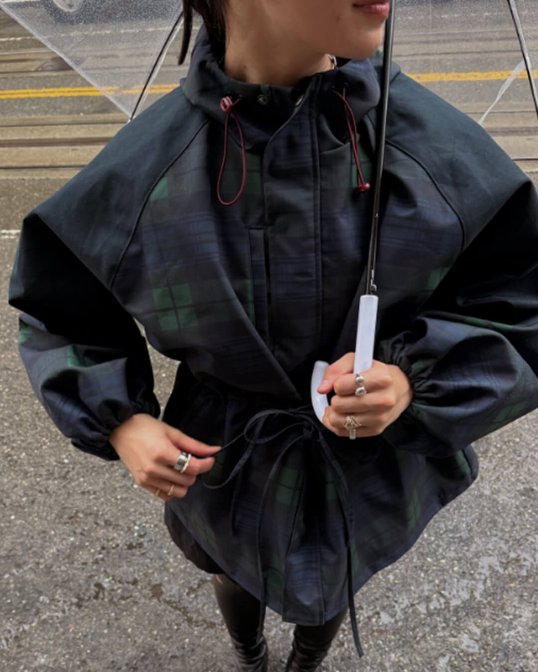 Emma Oversized Karierte Schnürjacke
