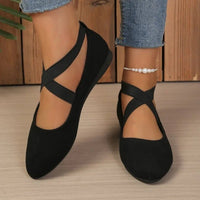 Anais Ballerinas mit spitzer Kappe und Kreuzriemen